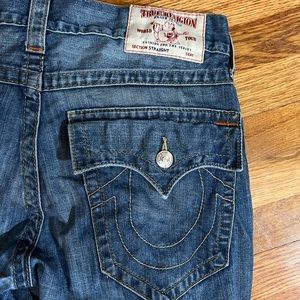 TRUE RELIGION JEANS